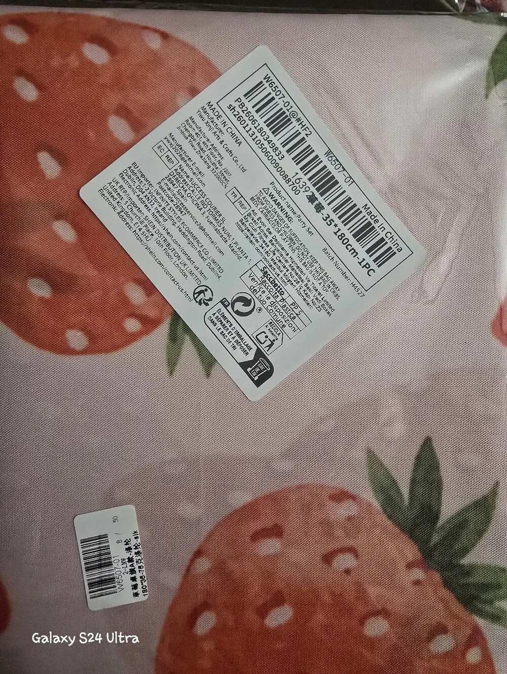 Strawberry 🍓 Table Runner NEW